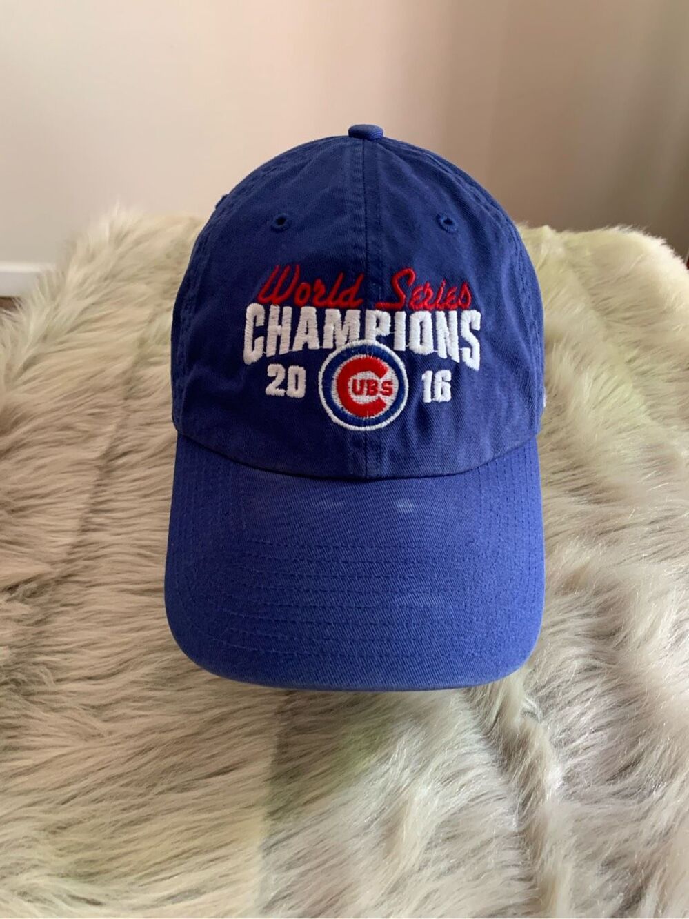 Chicago Cubs Mens 2016 World Champions '47 Brand Blue Strapback Baseball Hat Cap